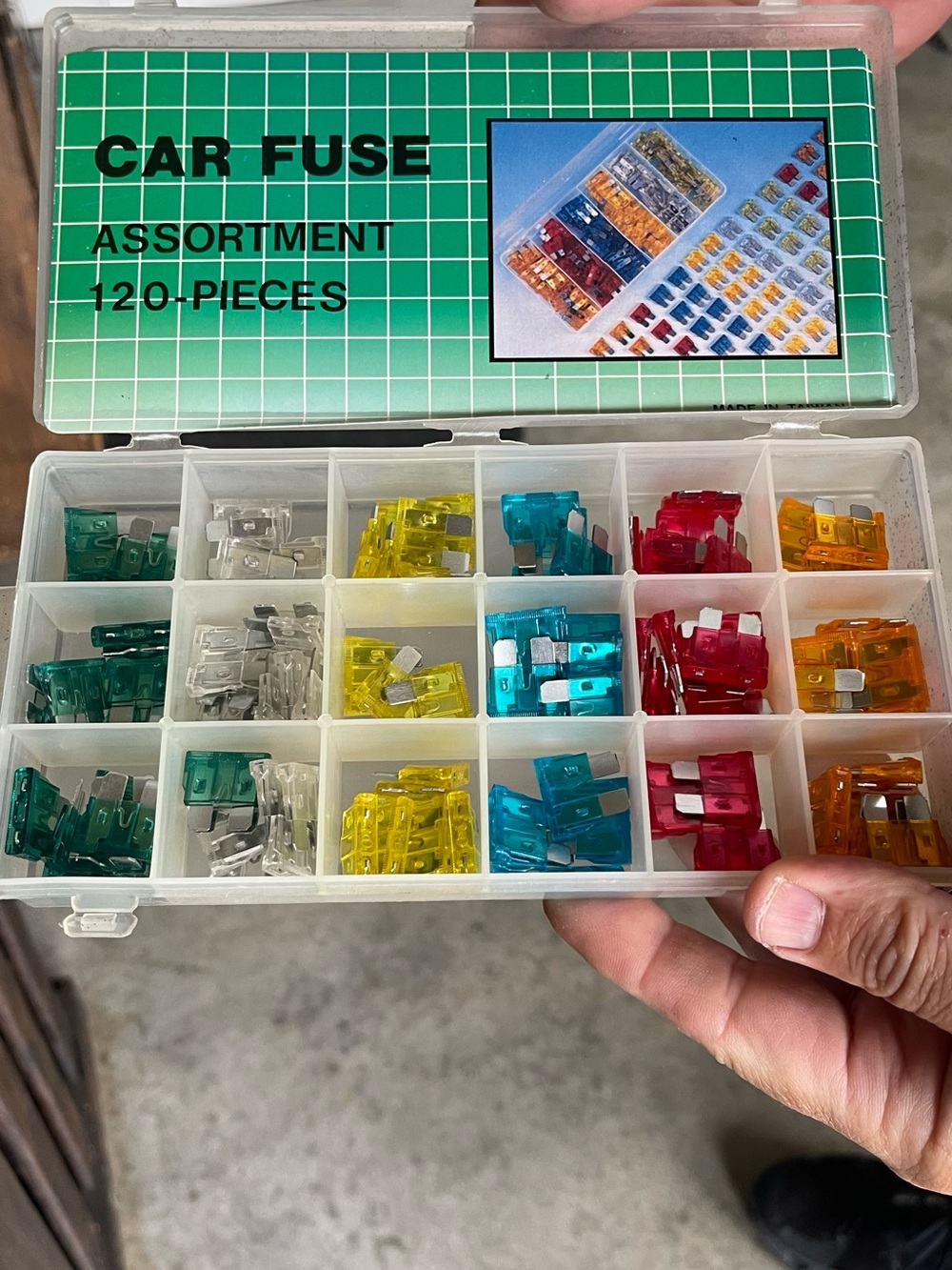 Car Fuse Assortment — Multi-Color Kit.